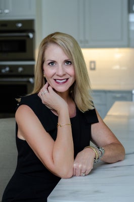 Portrait of Jen Carlstedt, REALTOR®